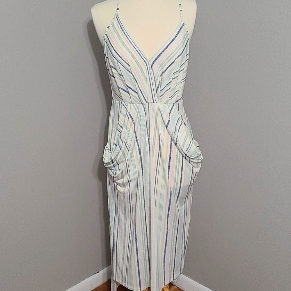 Bcbgeneration Surplice Drape Pockets Pattern Dress - image 1